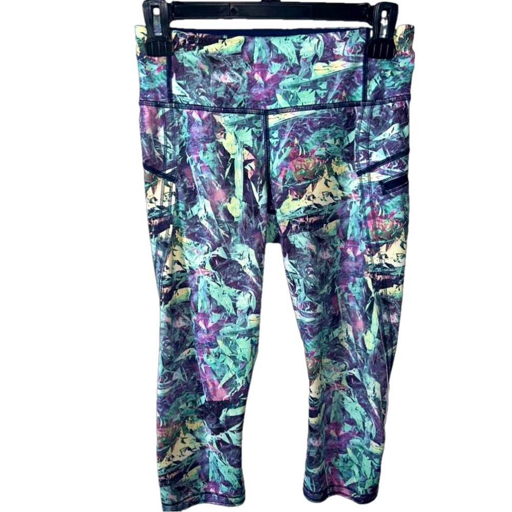Lululemon 21 in Athletic Leggings — Size 4